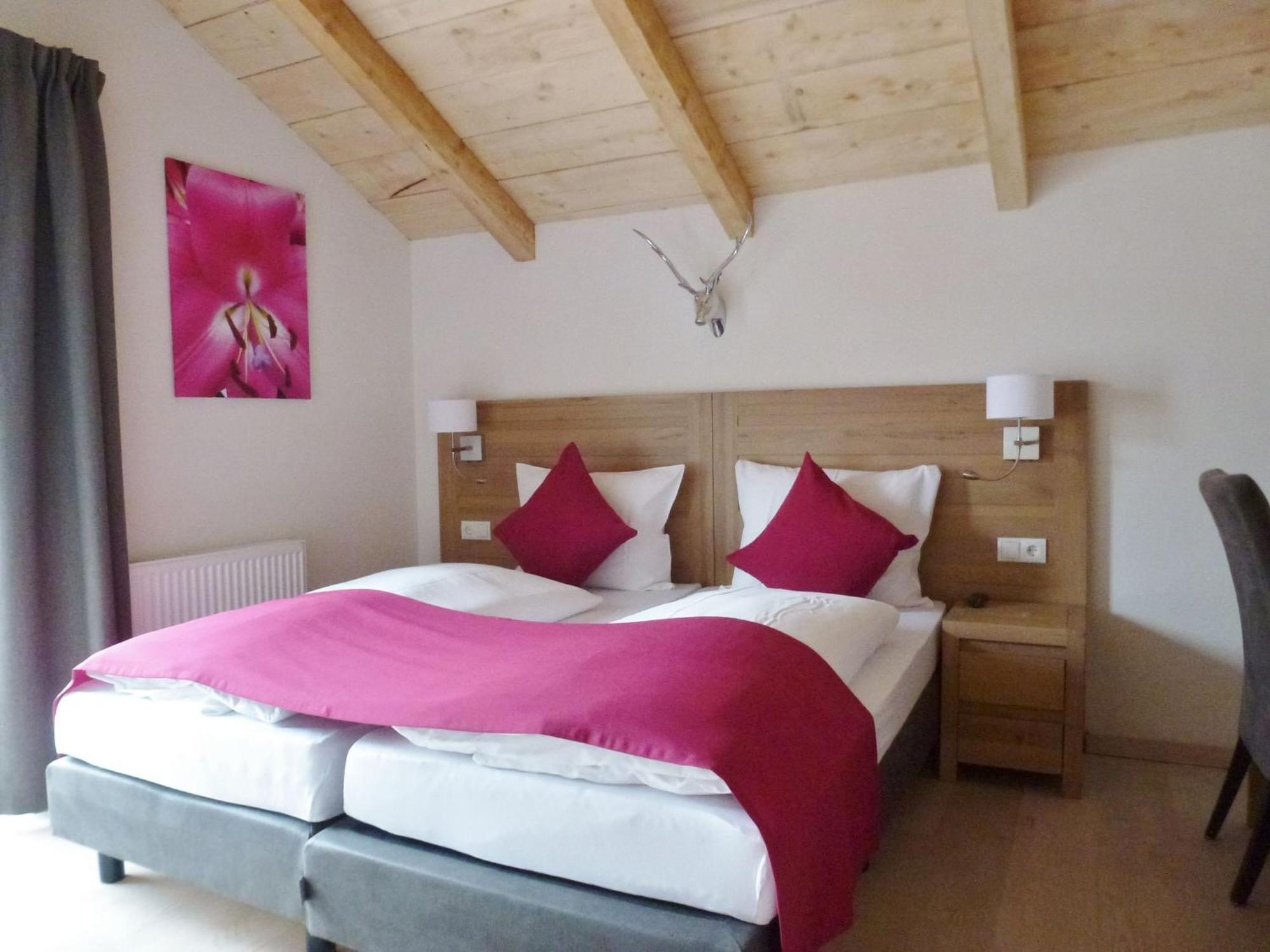 Detached Chalet Close To The Ski Area Villa Fusch an der Glocknerstraße Exteriör bild